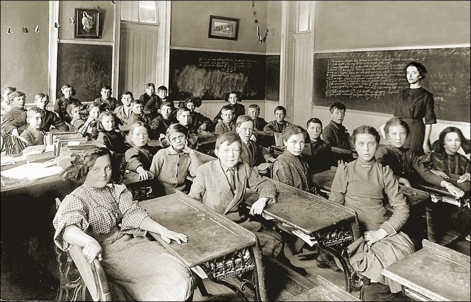 Old-Photo-of-Classroom
